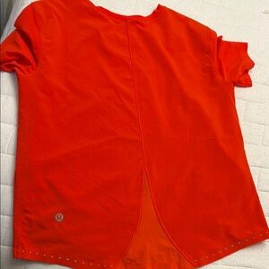 Lululemon Athletica Red Short Sleeve Tee